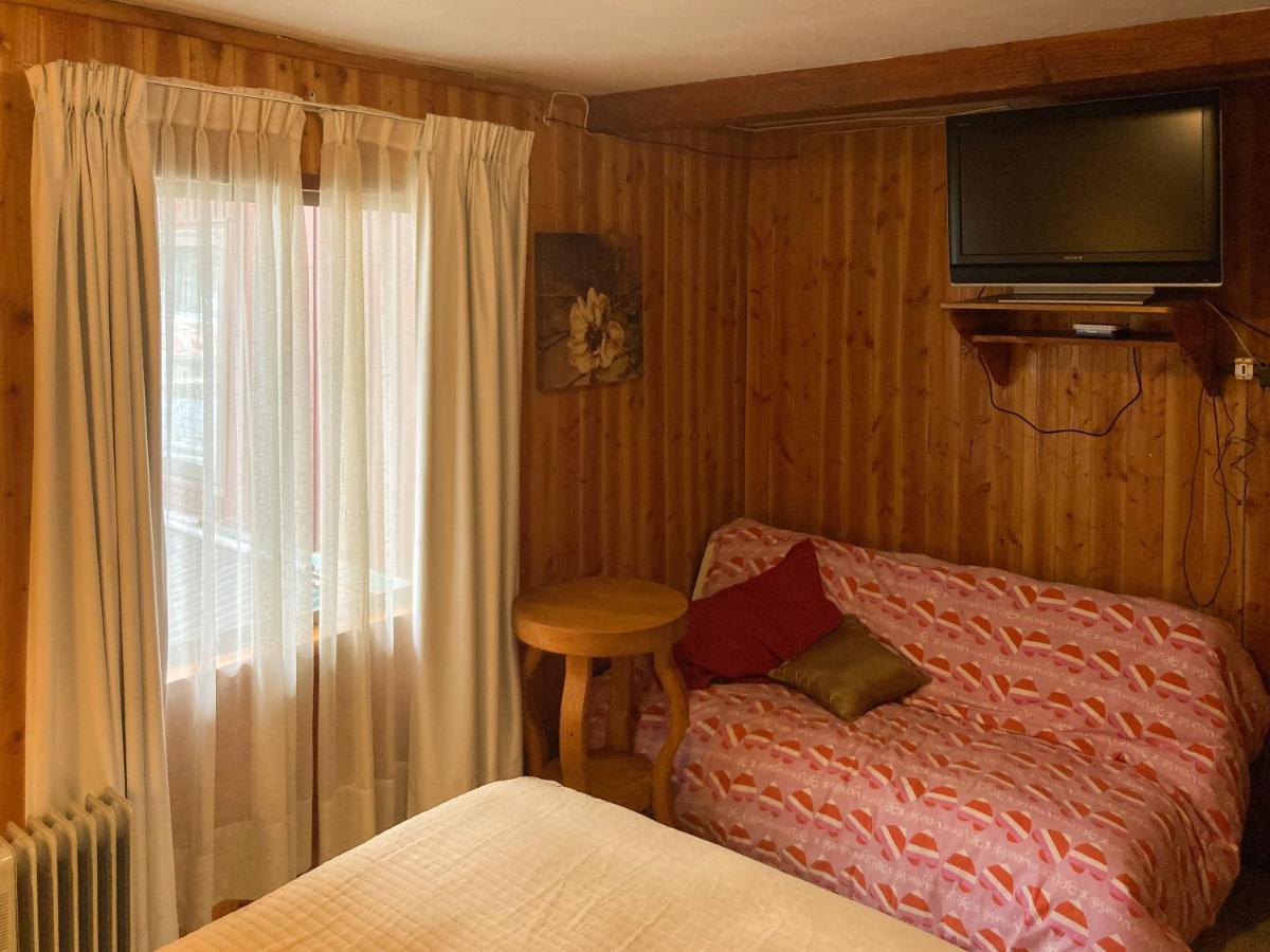 Hotel Los Maitenes Pucon Exterior photo